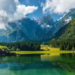公寓 Lakes Of Fusine Three Border Area 富西内·因瓦尔罗马纳