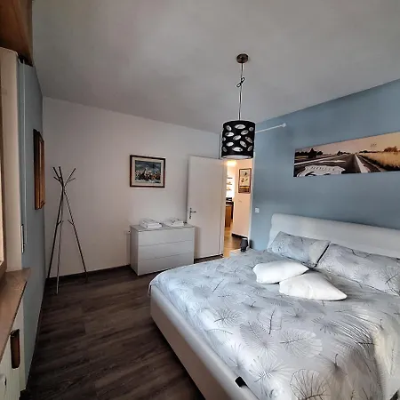 Lakes Of Fusine Three Border Area Appartement *